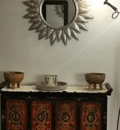 Kikiki House منزل ريفي